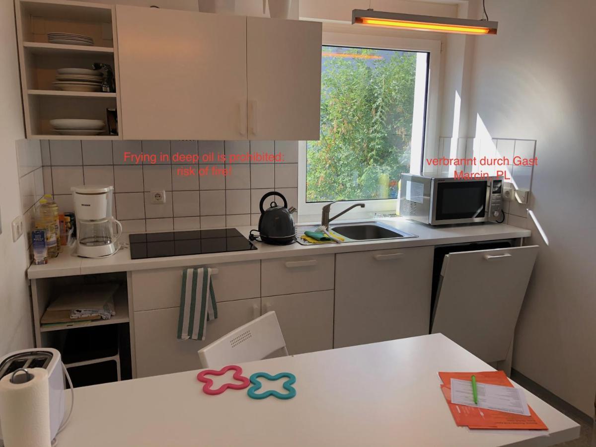 Altstadt Naehe 7 Min Fussweg Ueber Alte Maibruecke Zu Pension Mit Balkon & Garten, Ideal For Long Stay, Relocation Ochsenfurt Exterior foto