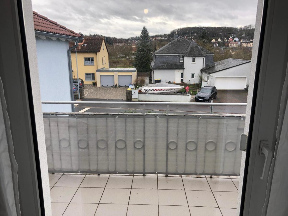 Altstadt Naehe 7 Min Fussweg Ueber Alte Maibruecke Zu Pension Mit Balkon & Garten, Ideal For Long Stay, Relocation Ochsenfurt Exterior foto